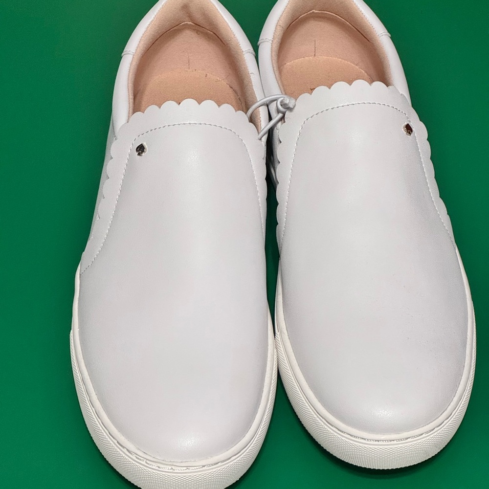 NWOB Kate Spade White Scalloped Sneakers